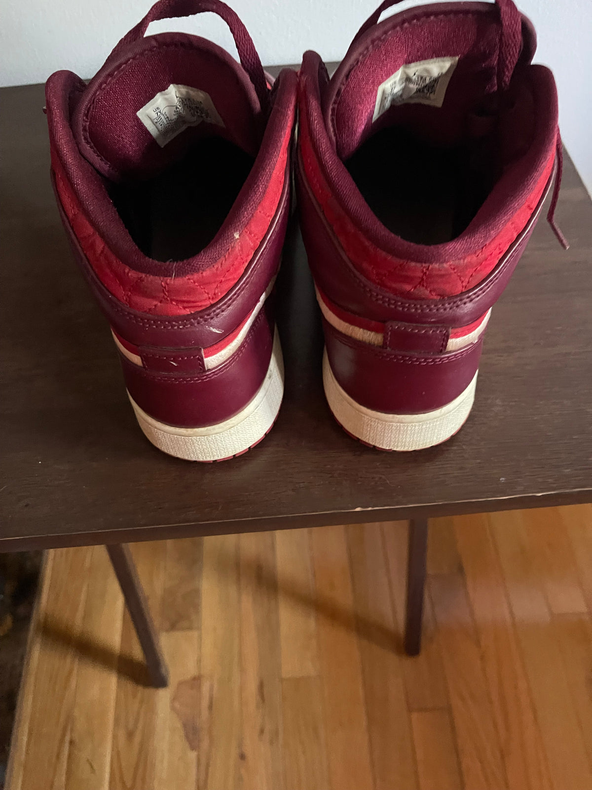 Air Jordan 1 MID SE GS "Redquilt" Y7